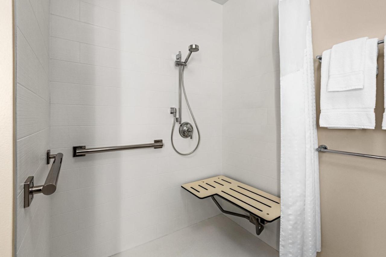 Holiday Inn Express & Suites - Ukiah By Ihg Zewnętrze zdjęcie