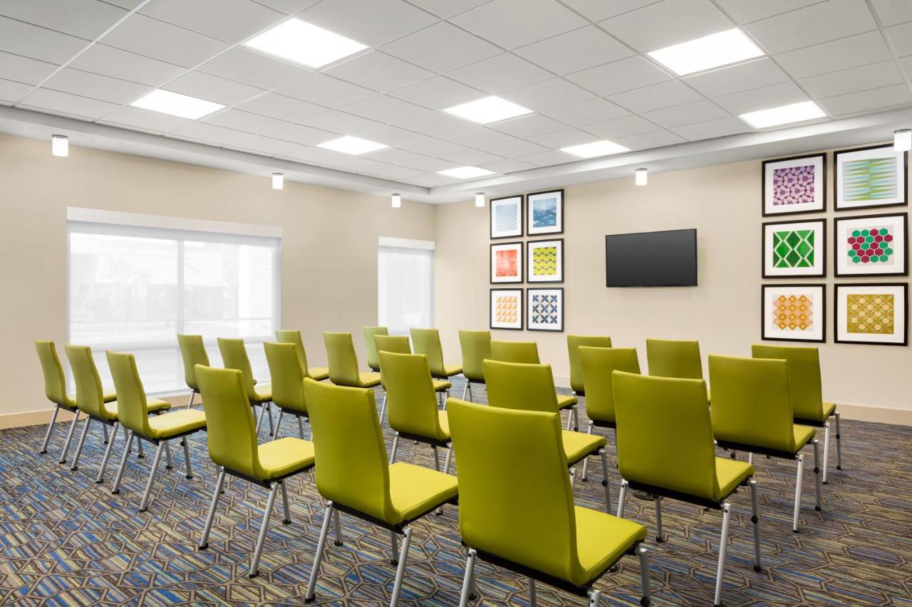 Holiday Inn Express & Suites - Ukiah By Ihg Zewnętrze zdjęcie