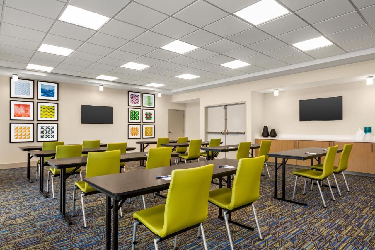 Holiday Inn Express & Suites - Ukiah By Ihg Zewnętrze zdjęcie